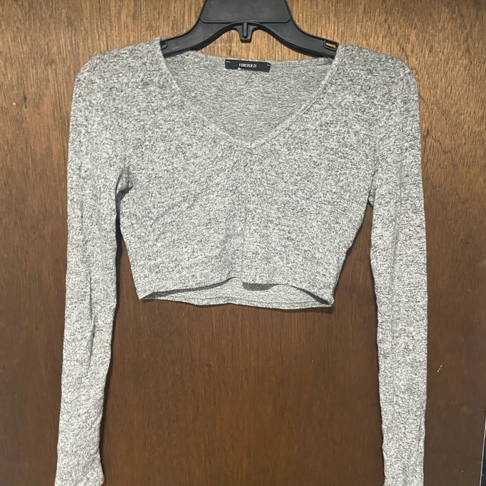 Long sleeve crop top super soft grey